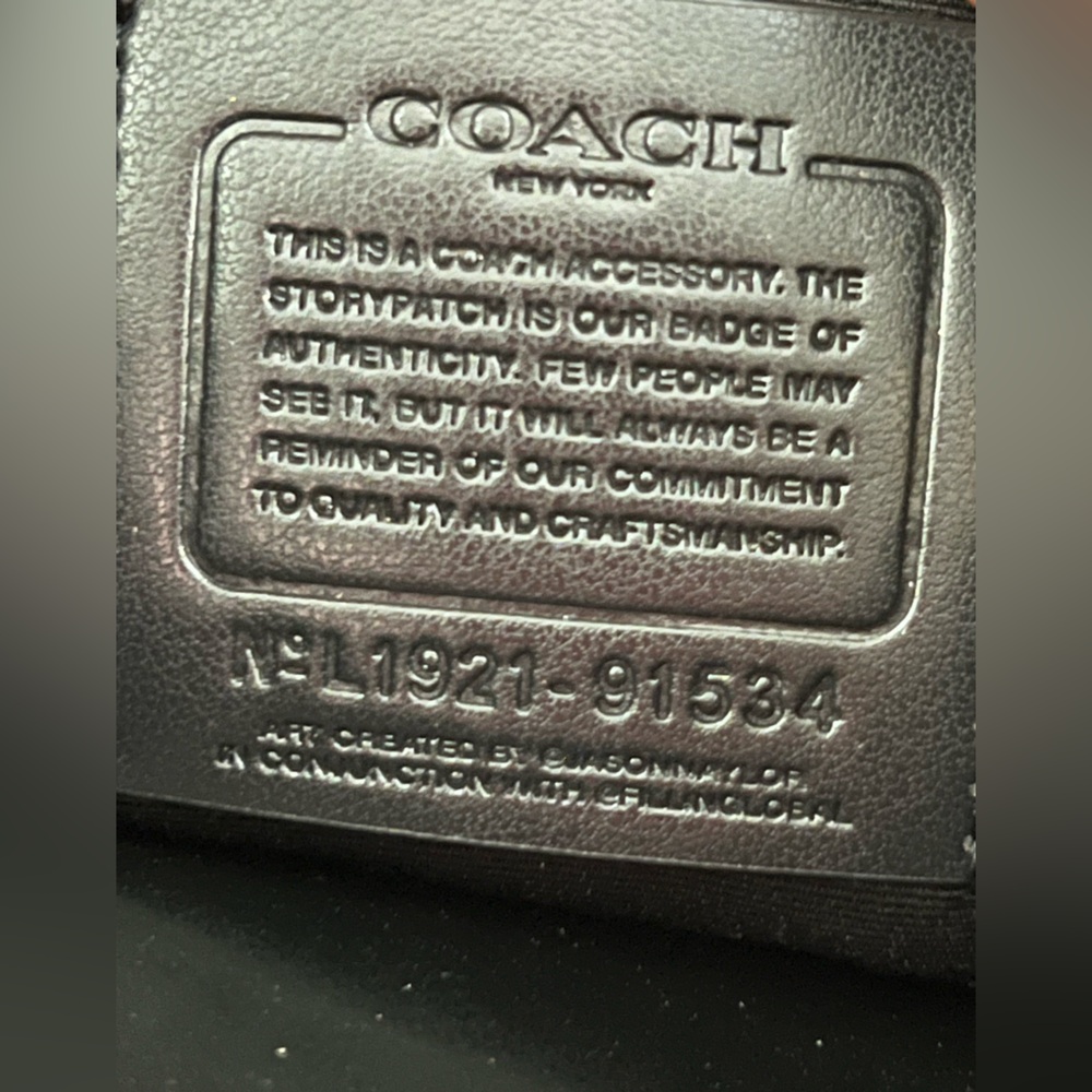 EUC Coach Black Hobo Bag Circa 2012 and Coach Love Large Wristlet Circa 2019 - Picture 10 of 16